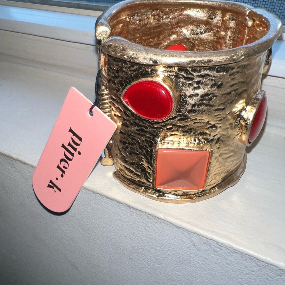 Piper K Gold cuff bracelet. NEW WITH TAGS. READ DESCRIPTION